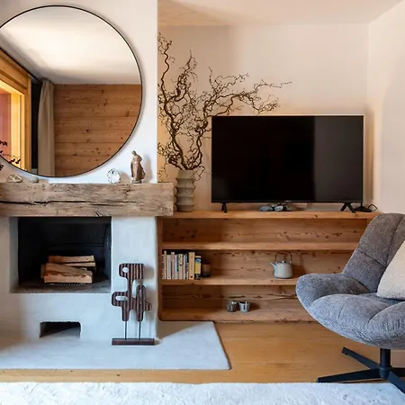 La Ruinette-charming 1-bed Flat In Centre * 베르비에