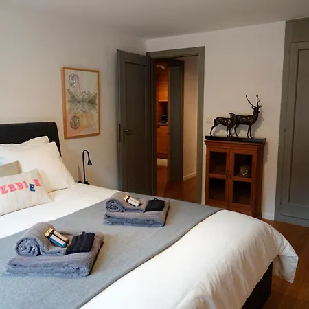 La Ruinette-charming 1-bed Flat In Centre 아파트 베르비에